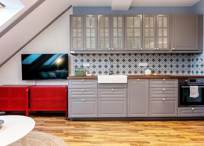 Attic On Waterfront / View / Netflix Appartement Prague