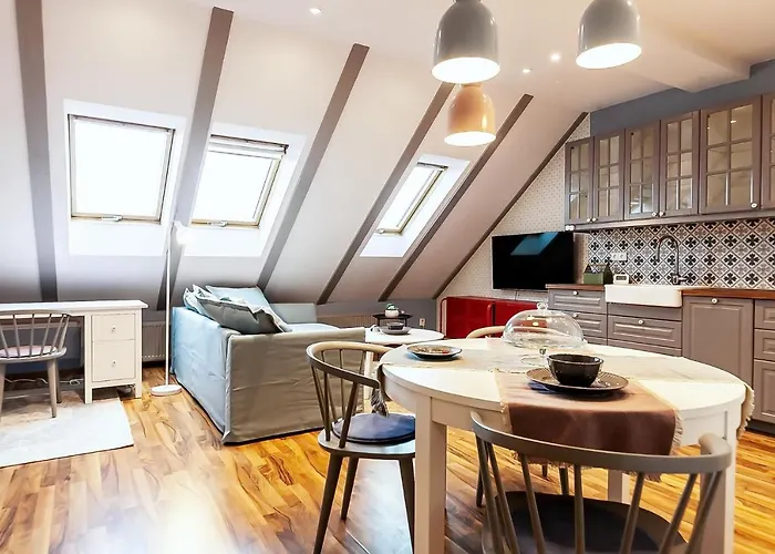 Appartement Attic On Waterfront / View / Netflix Prague